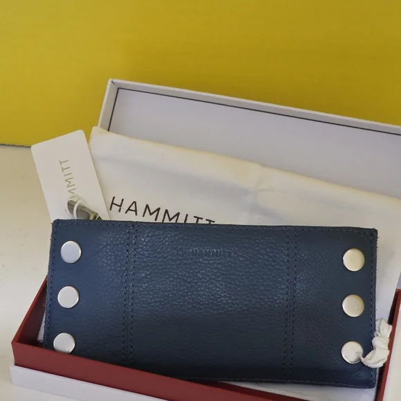 Hammitt 110 Wallet - Picture 4 of 9